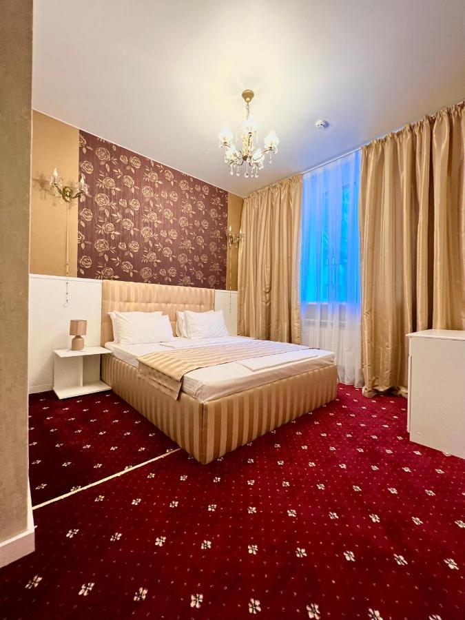 Sergeev Hotel Mykolaiv Eksteriør billede