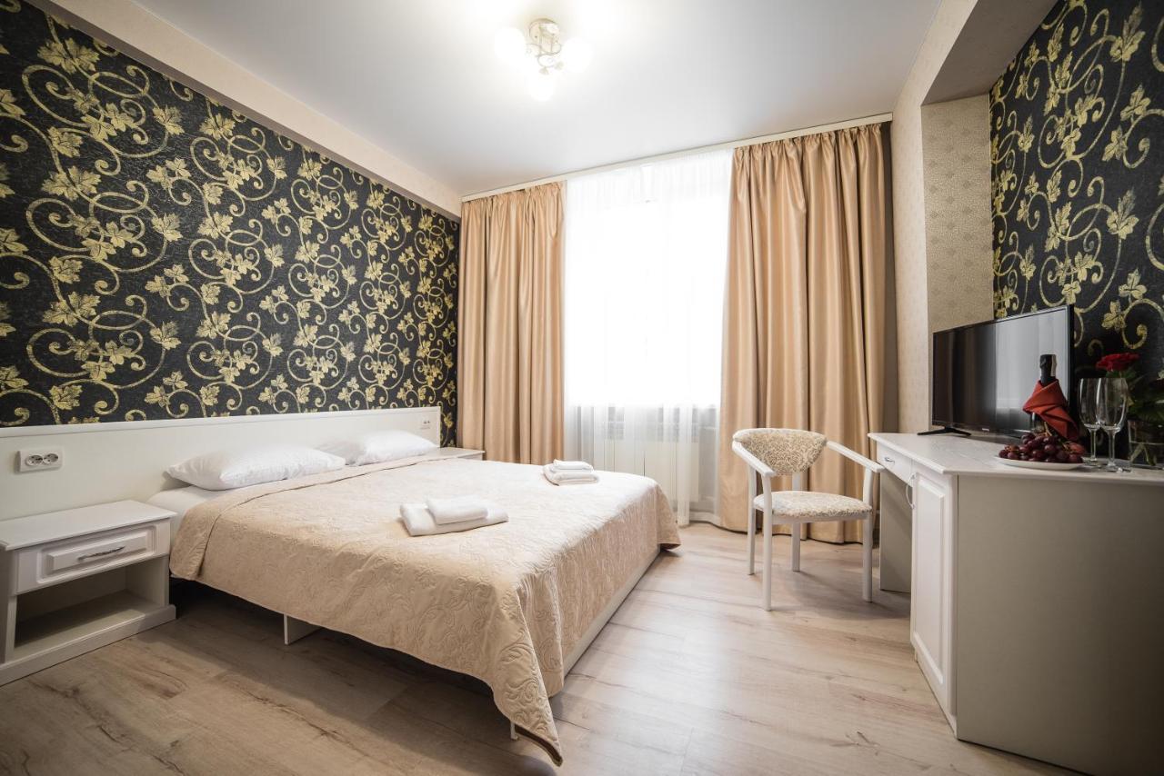 Sergeev Hotel Mykolaiv Eksteriør billede