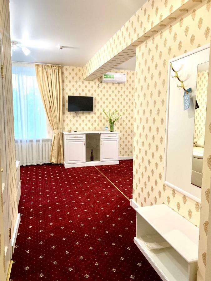 Sergeev Hotel Mykolaiv Eksteriør billede